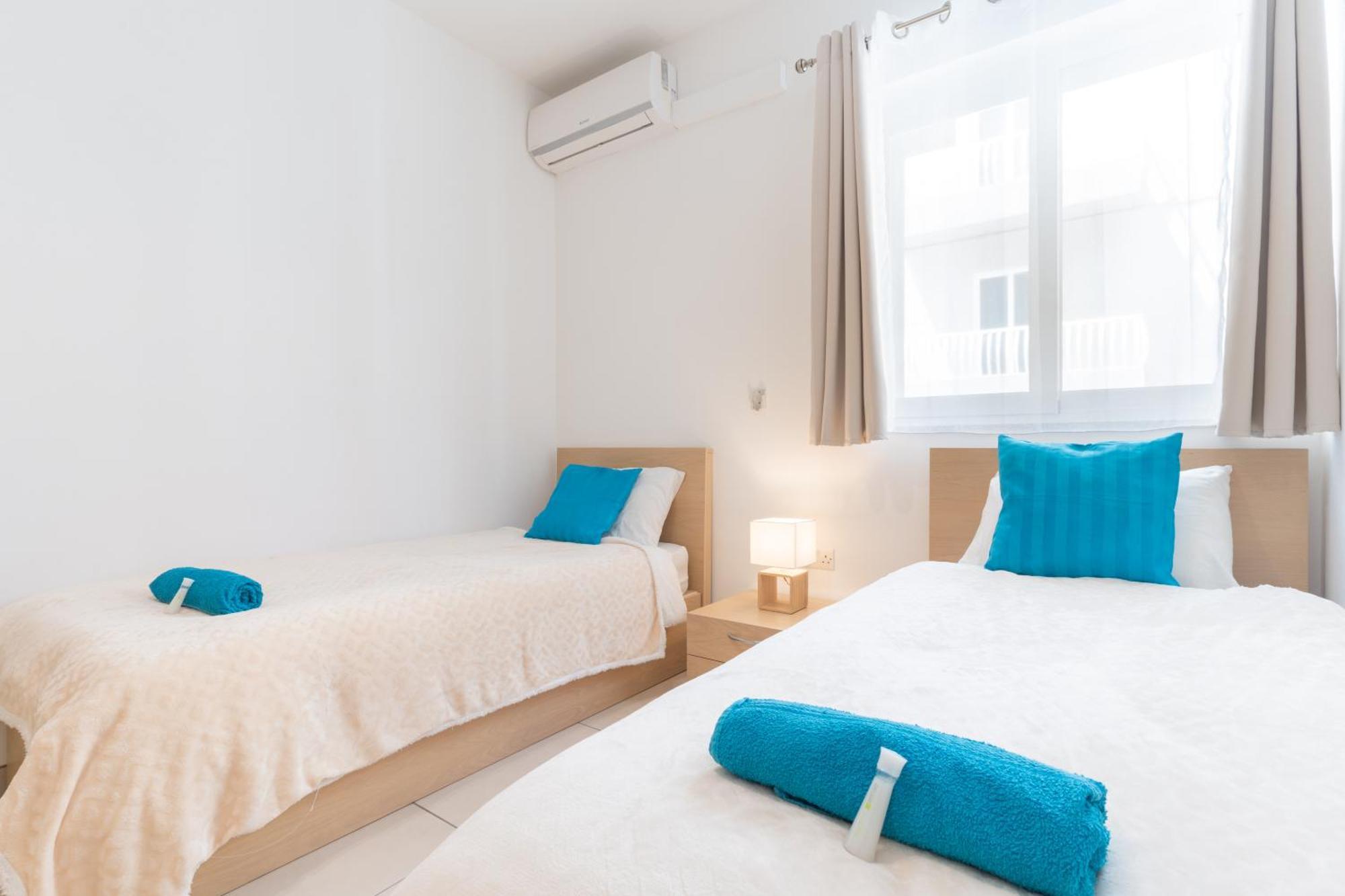 2 Bedroom In Central St Julians Prime Location In Paceville Apt 3 By Vaganza St. Julian's Exteriör bild